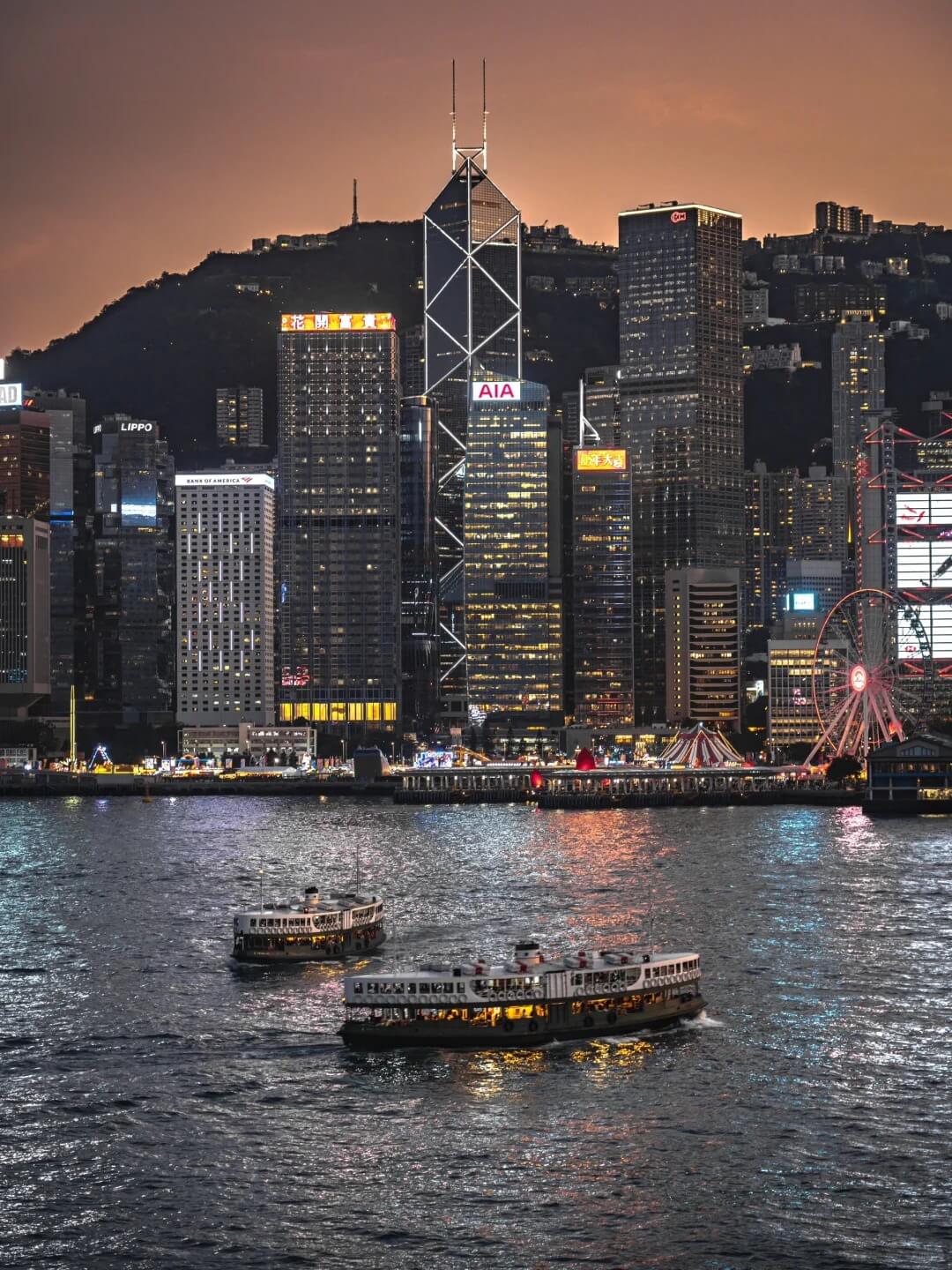 香港｜维港的傍晚悄悄带走了我两个小时🌆_1_SAM_来自小红书网页版