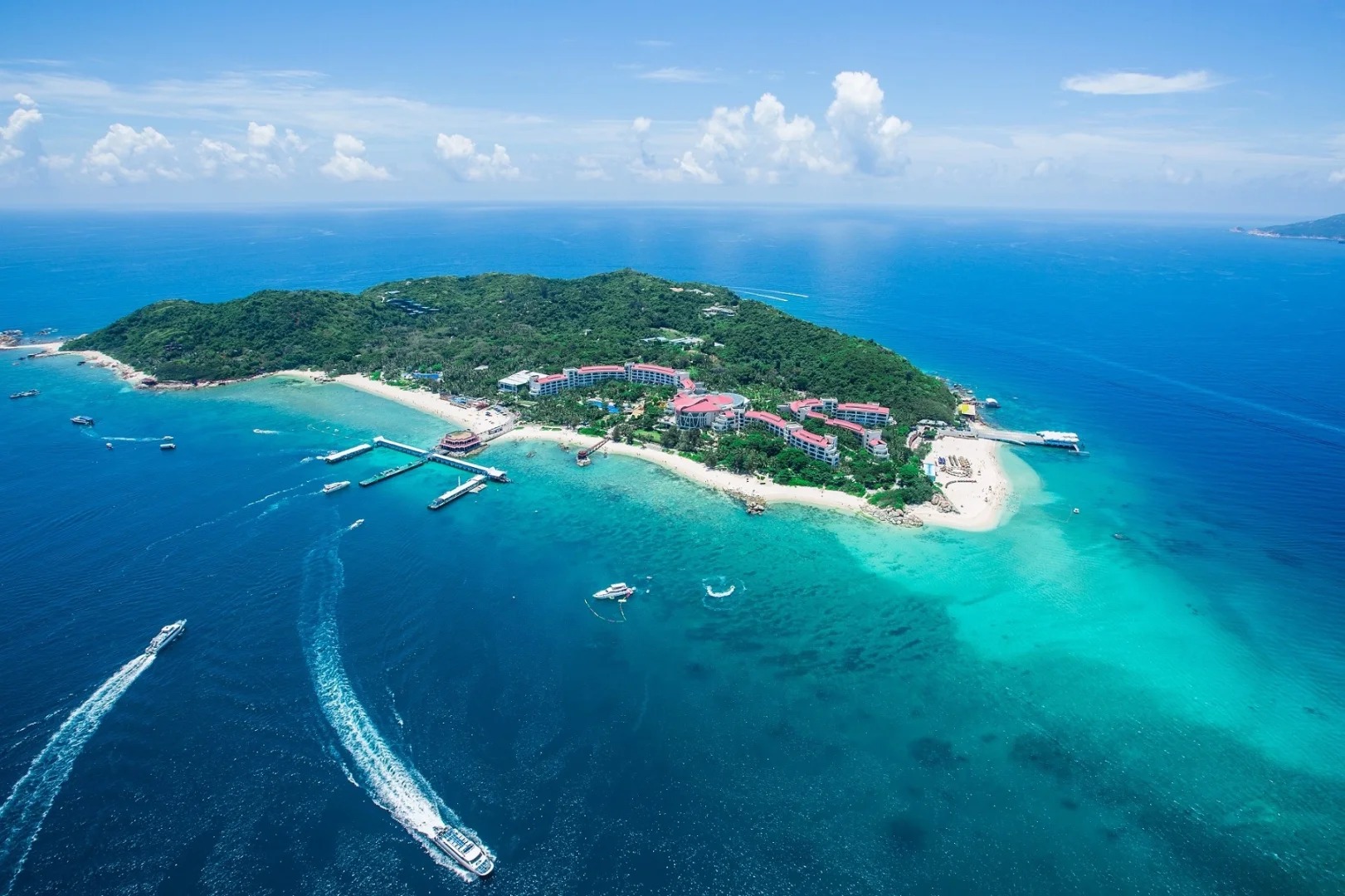 เกาะไหหลำ: การเดินทางสู่สรวงสวรรค์เขตร้อนอันหลากหลาย