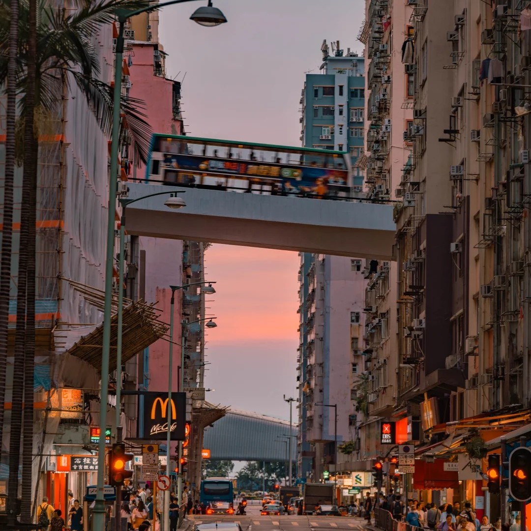 旅行记忆放映_香港本身就是一部电影_2_余先森Jackson_来自小红书网页版