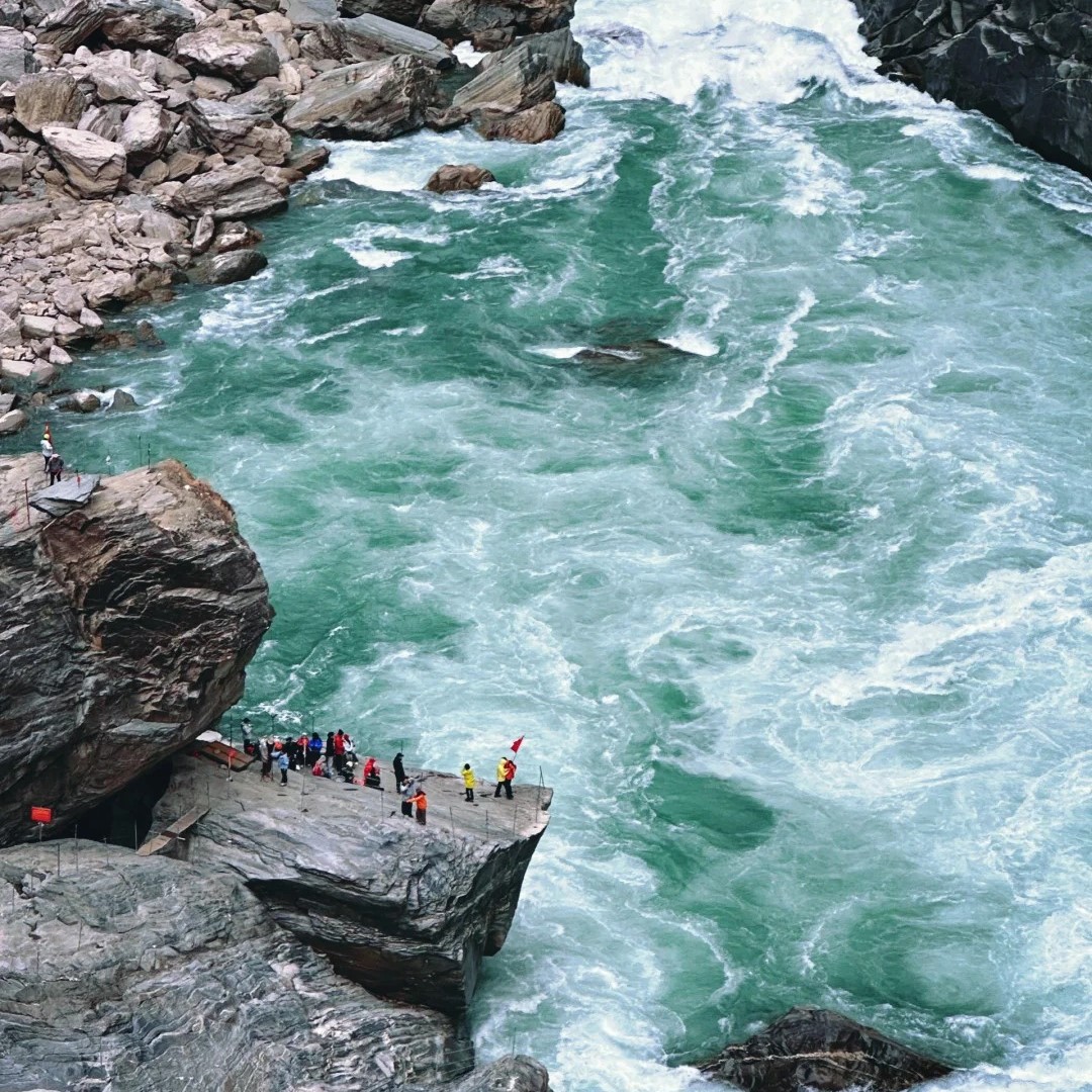 Tiger Leaping Gorge Yunnan China: คู่มือท่องเที่ยวสำหรับนักท่องเที่ยวชาวไทย